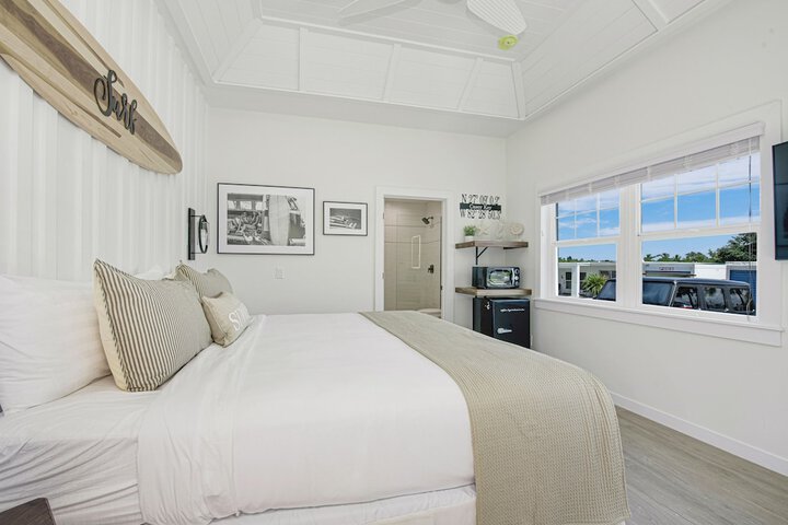 Casey Key Resorts - Beachfront