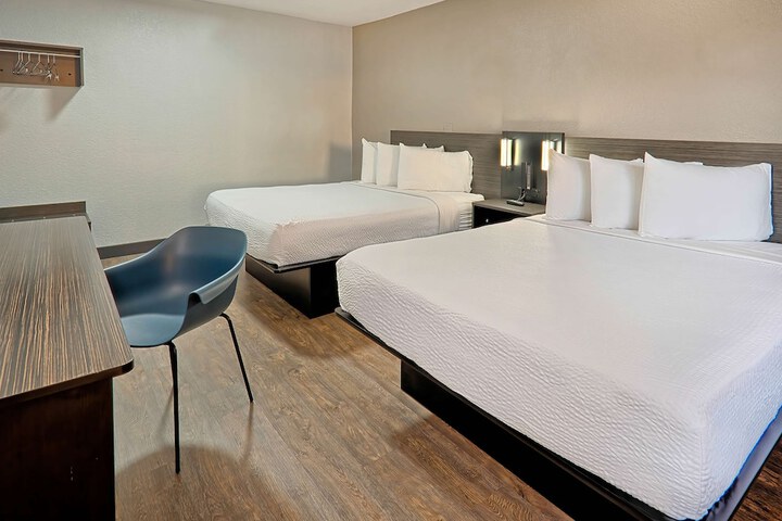 Motel 6 Lancaster CA