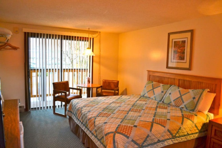 Room 14 of 34