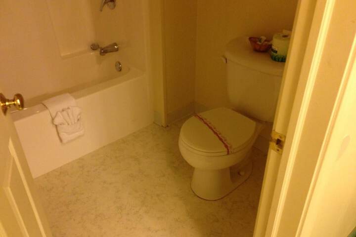 Room 18 of 40