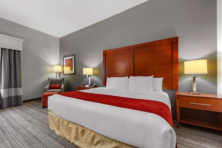 Room 16 of 30