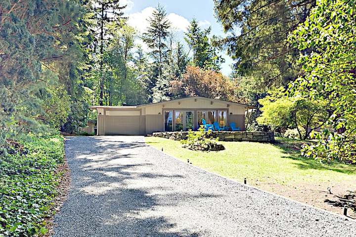 Property Grounds 18 of 28