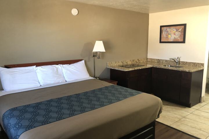 Room 17 of 25