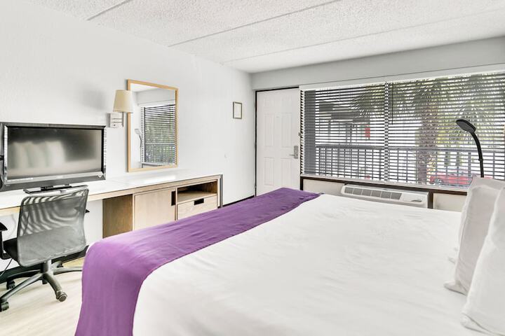Room 41 of 51