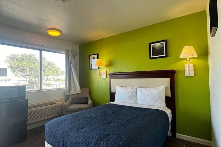 Parkside Inn by PHG - Sweetwater