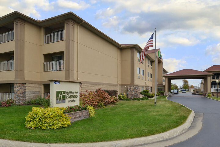 Hotel 7 of 82