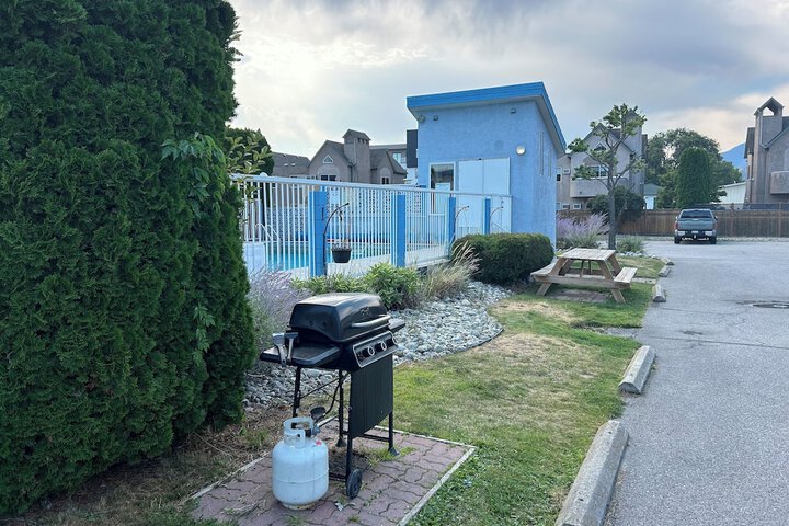 Golden Sands Resort Motel
