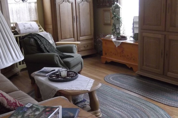 Room 13 of 38