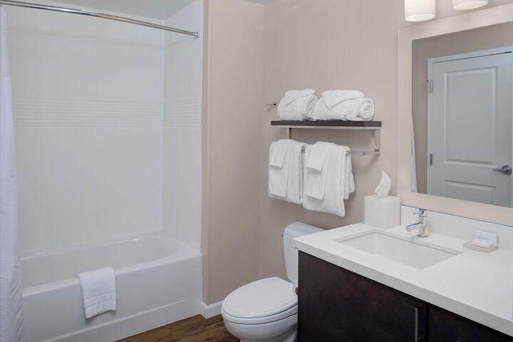 Room 15 of 19