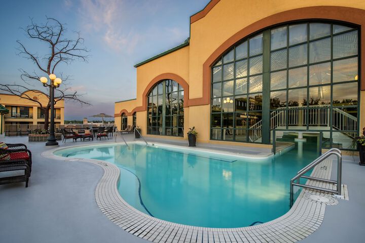 Pool 4 of 38