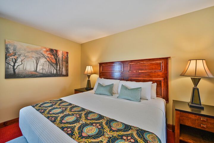 Room 52 of 89