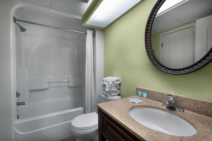 Room 20 of 35