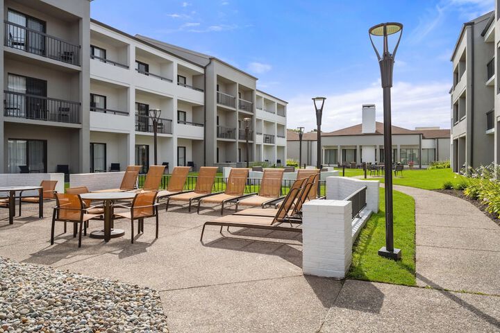 Courtyard by Marriott Detroit Livonia