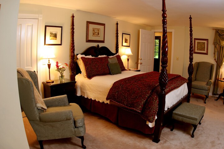 Room 15 of 34