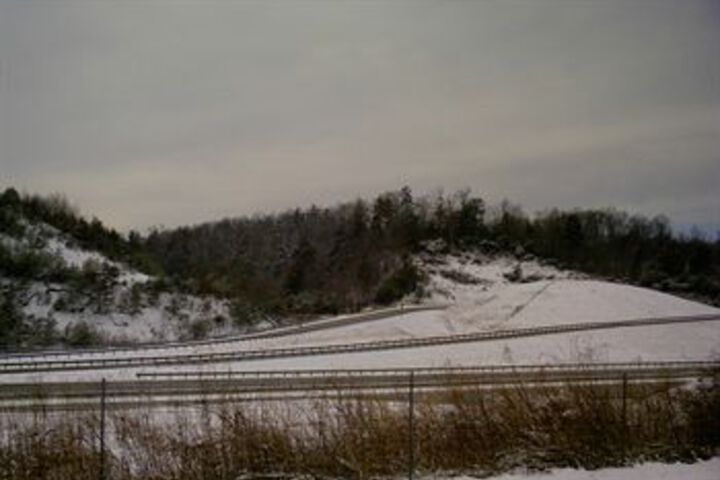 Campton Parkway Inn