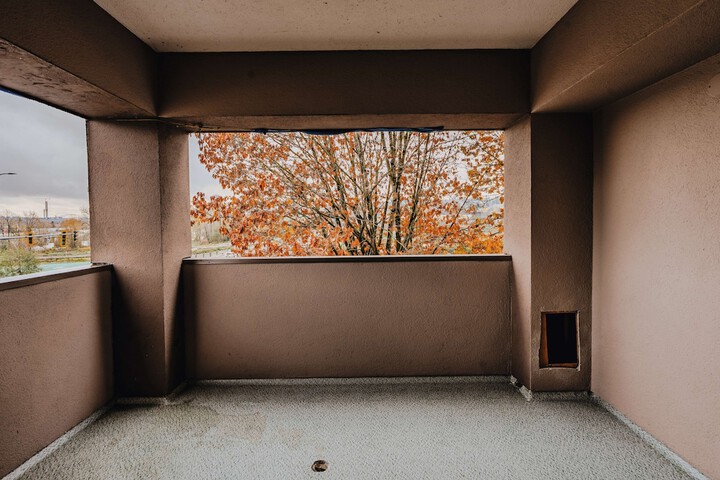Room 16 of 71