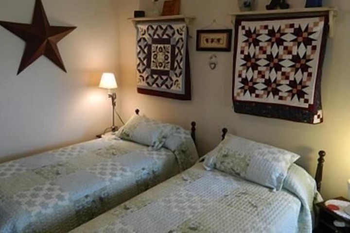 Room 17 of 51