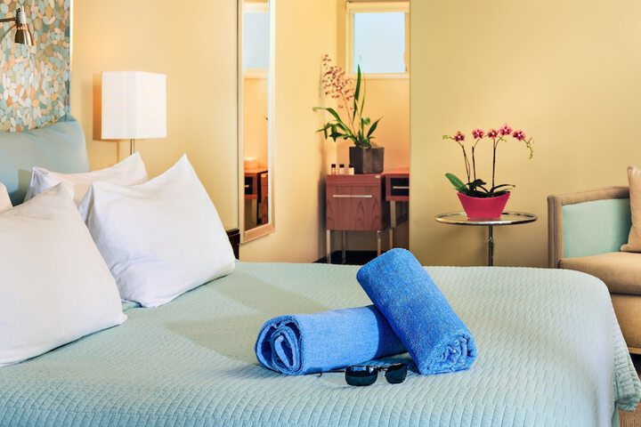 Room 33 of 36