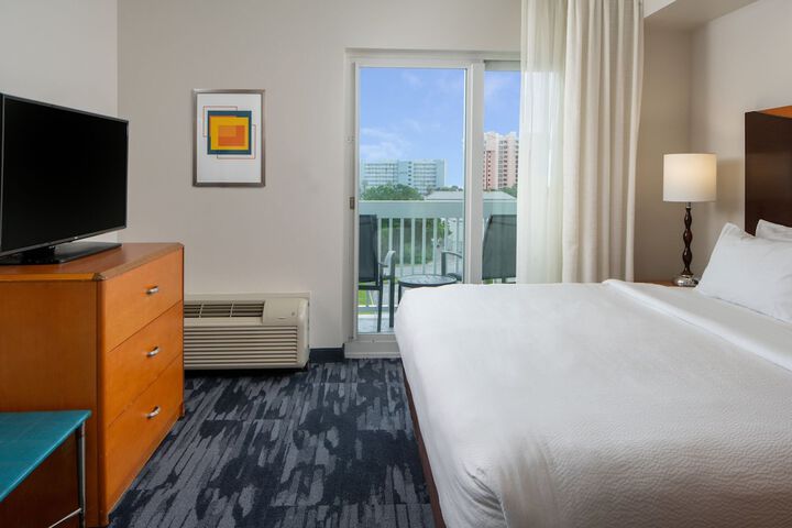 Room 28 of 51