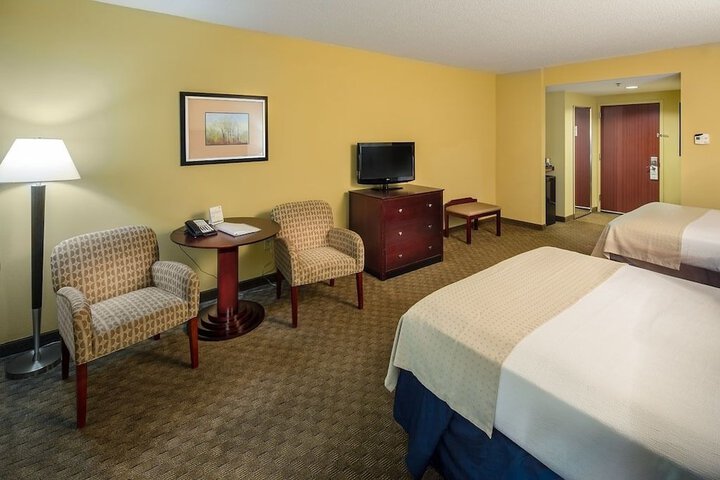 Room 25 of 49