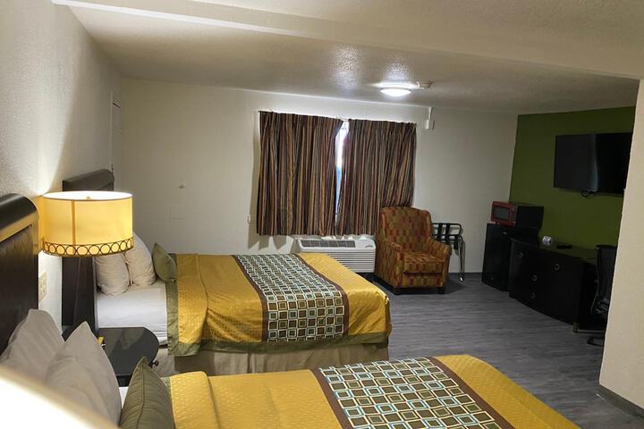 Room 15 of 19