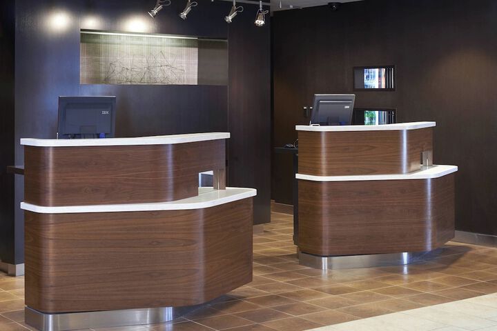 Courtyard by Marriott Detroit Troy