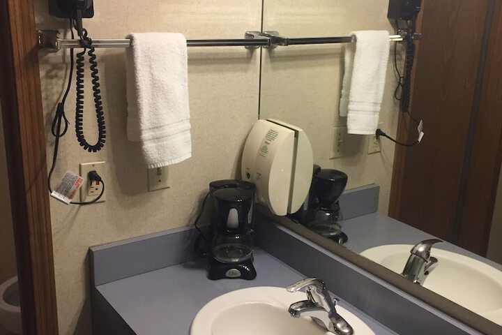 Room 16 of 31