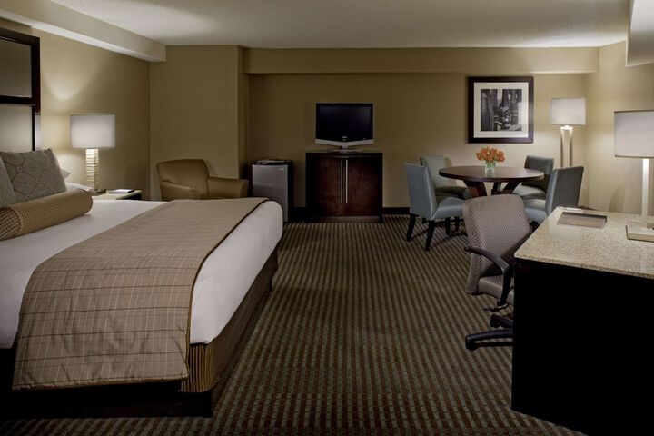Room 18 of 48
