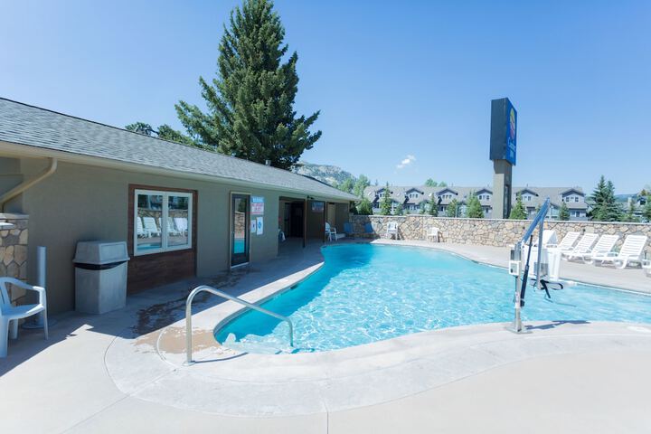 Quality Inn near Rocky Mountain National Park