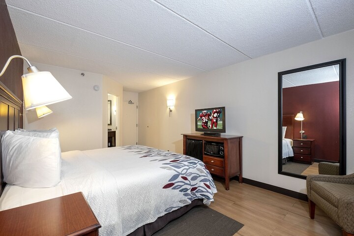 Room 9 of 31