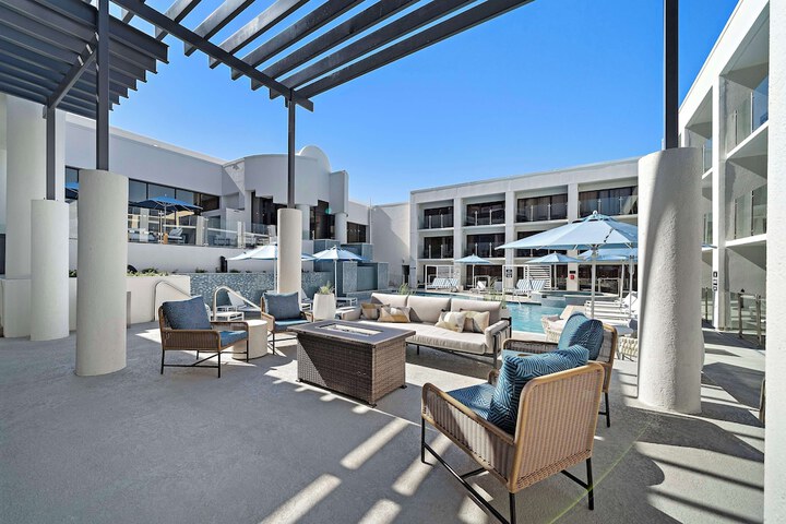 Terrace/Patio 70 of 72