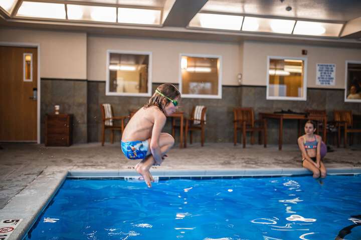 Pool 19 of 73