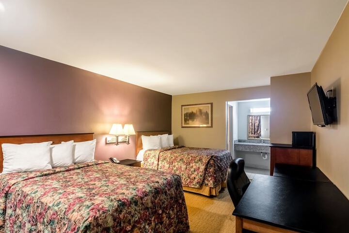 Room 22 of 38