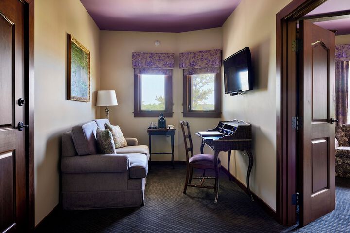 Room 31 of 51