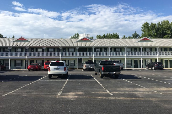 Hotel 6 of 56