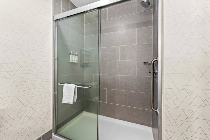 Holiday Inn Express Hotel & Suites Albany by IHG