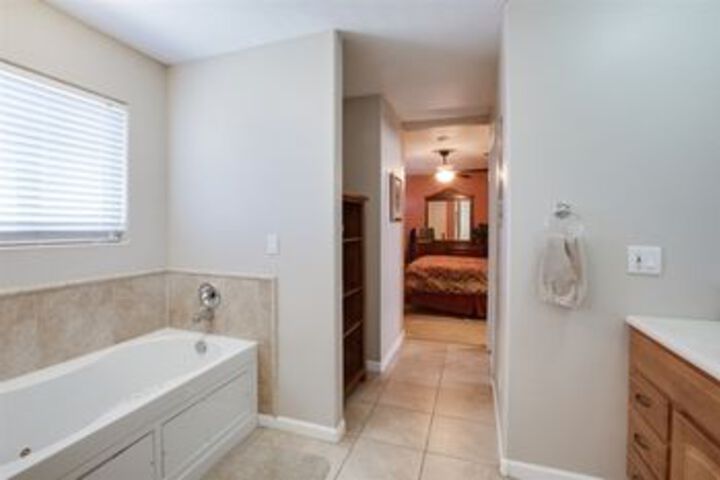 Dream Manor Inn