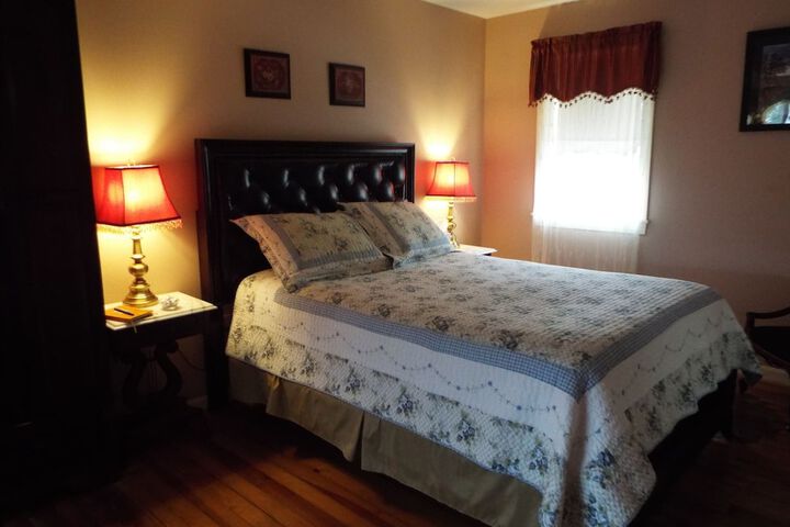 Room 15 of 38