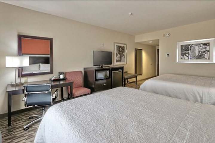 Room 14 of 34