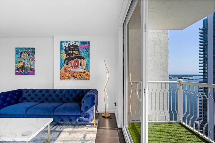Room 42 of 265