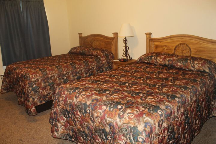 Room 7 of 9