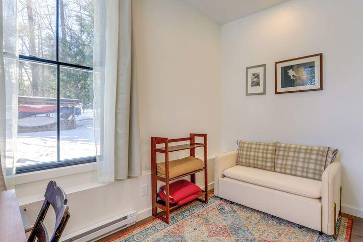 Waterfront Studio w / Loft & Dock Near Narrowsburg!