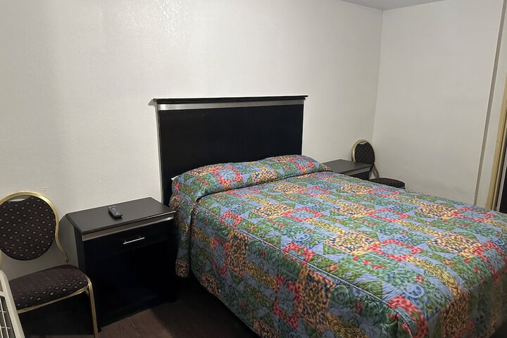 Searle Motel