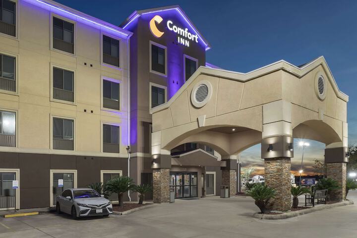 Hotel 4 of 37