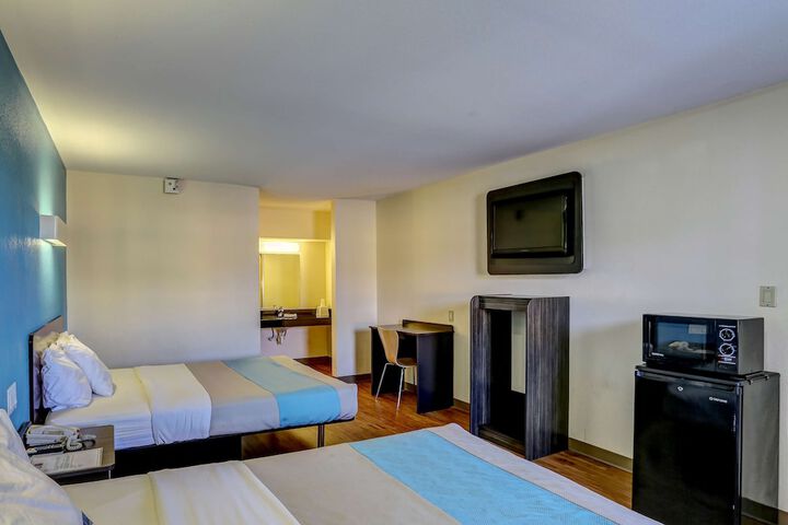 Room 36 of 42