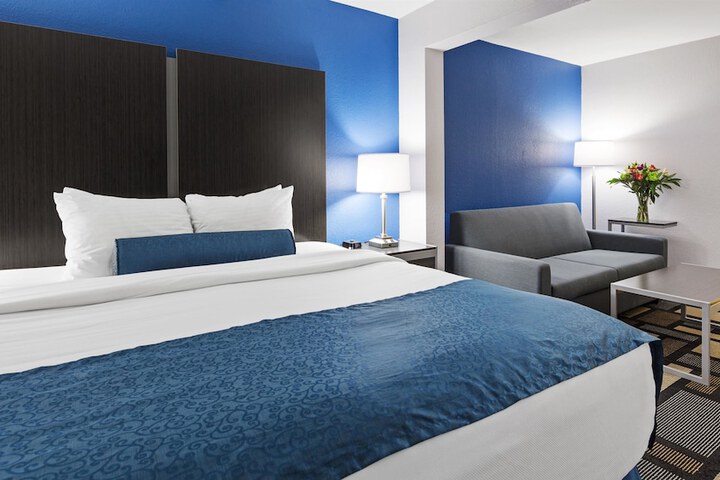Best Western Plus Birmingham Inn & Suites