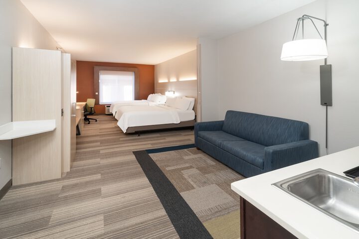 Holiday Inn Express Hotel & Suites Magee by IHG