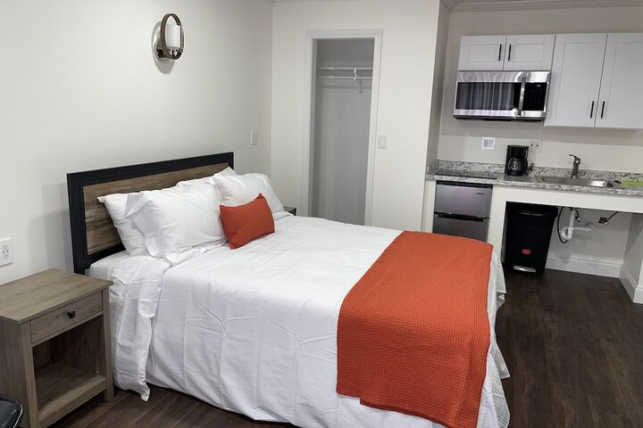 Room 56 of 103