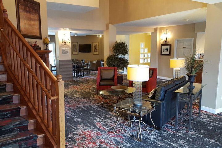 Hotel Interior 10 of 32