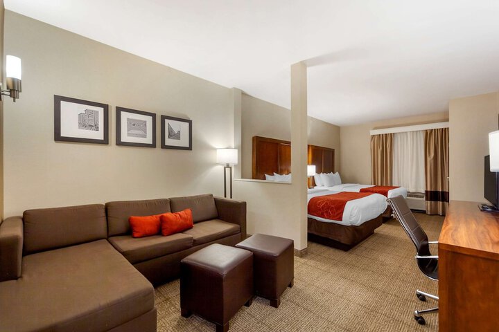 Room 28 of 40